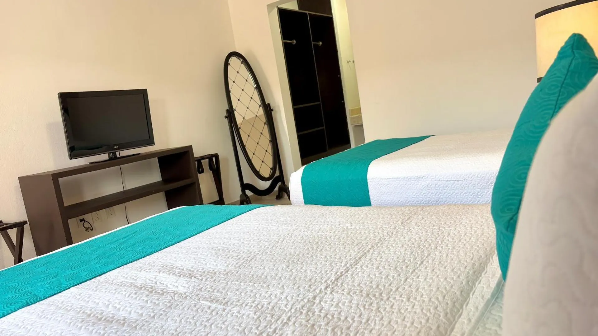 Hotel Aria Rooftop & Pool Now With Breakfast Playa del Carmen Mexico