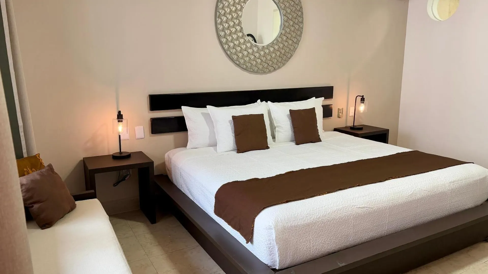 Hotel Aria Rooftop & Pool Now With Breakfast Playa del Carmen 0*,