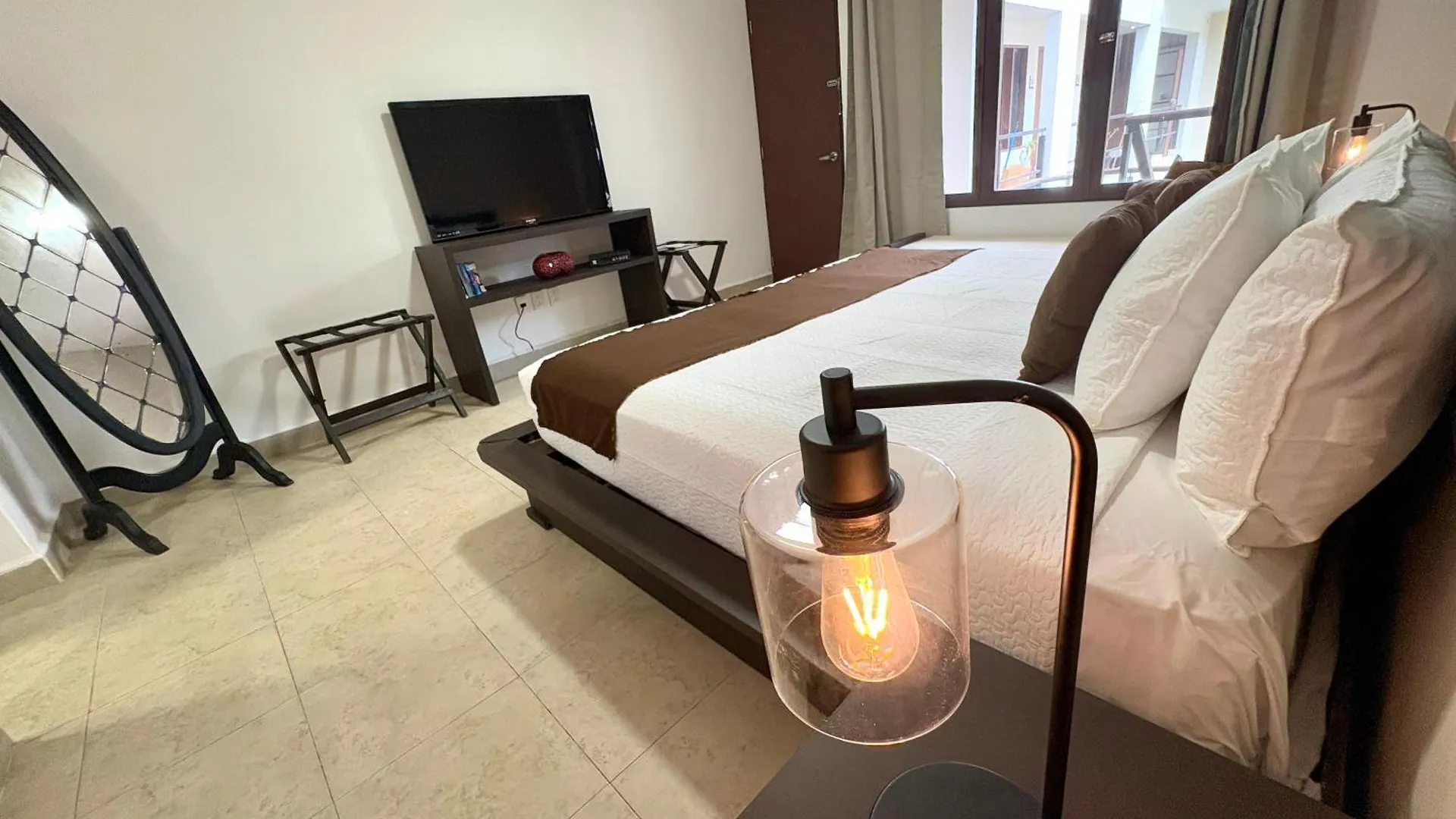 Hotel Aria Rooftop & Pool Now With Breakfast Playa del Carmen