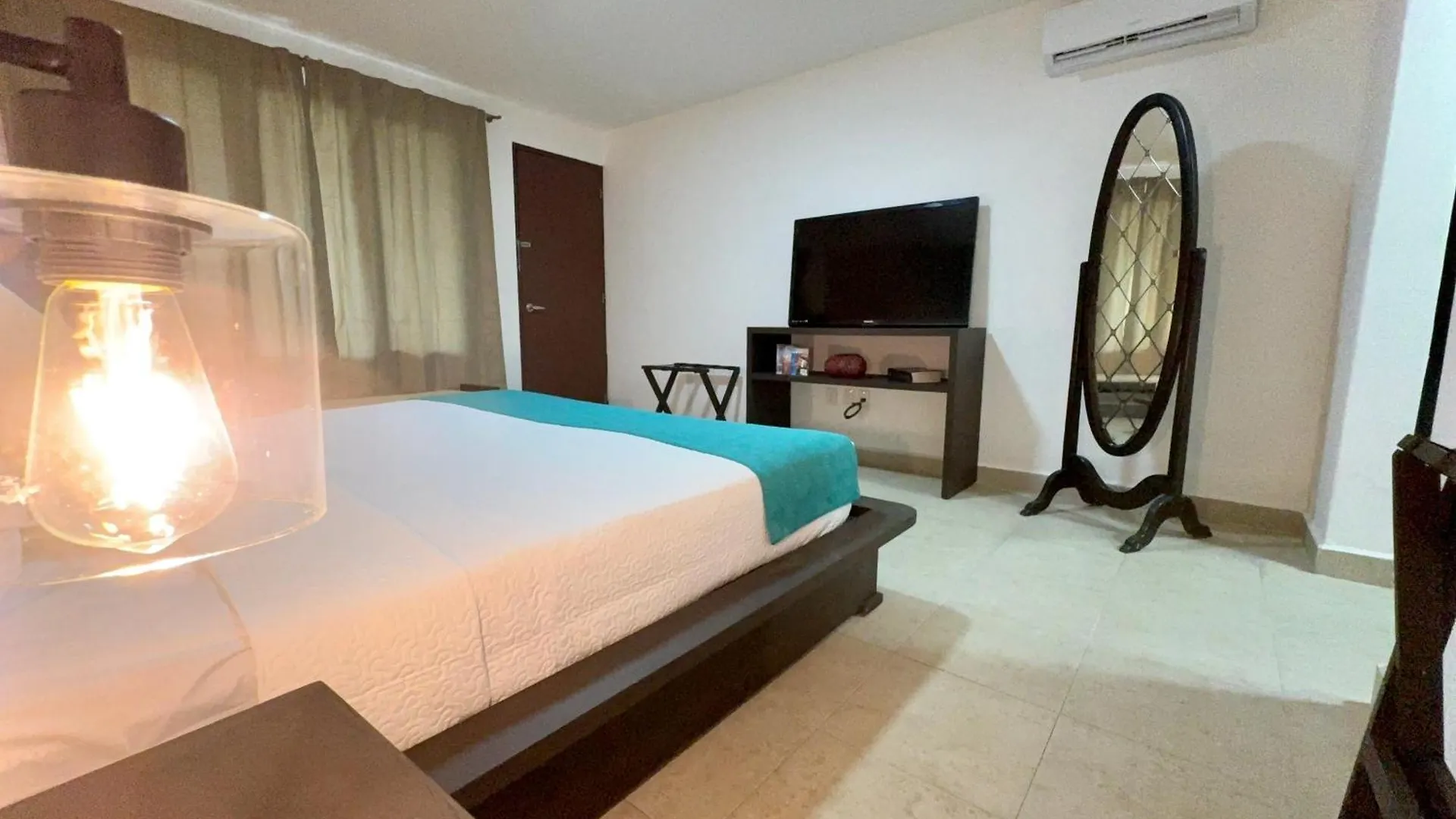 Hotel Aria Rooftop & Pool Now With Breakfast Playa del Carmen Mexico