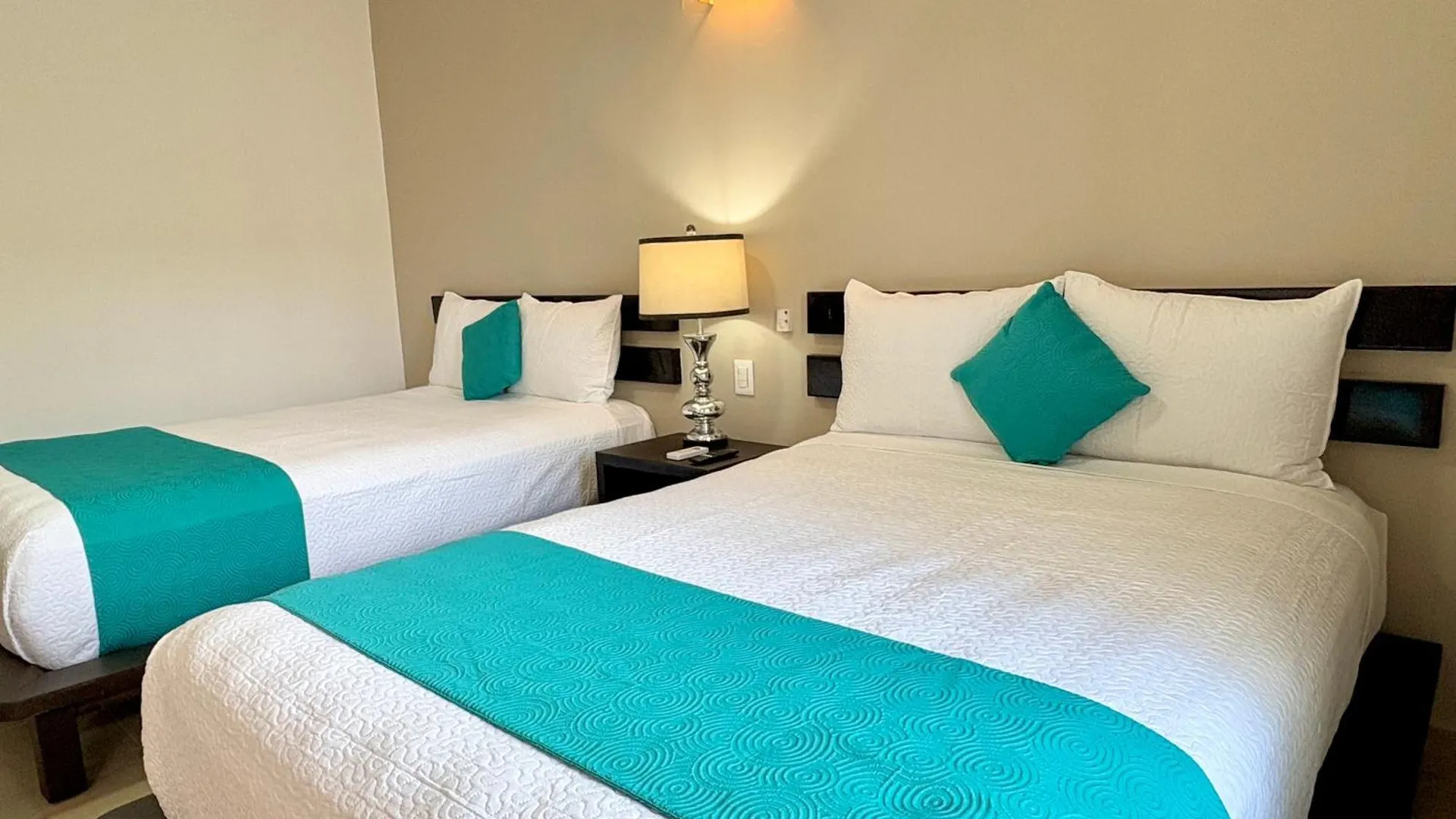 Hotel Aria Rooftop & Pool Now With Breakfast Playa del Carmen