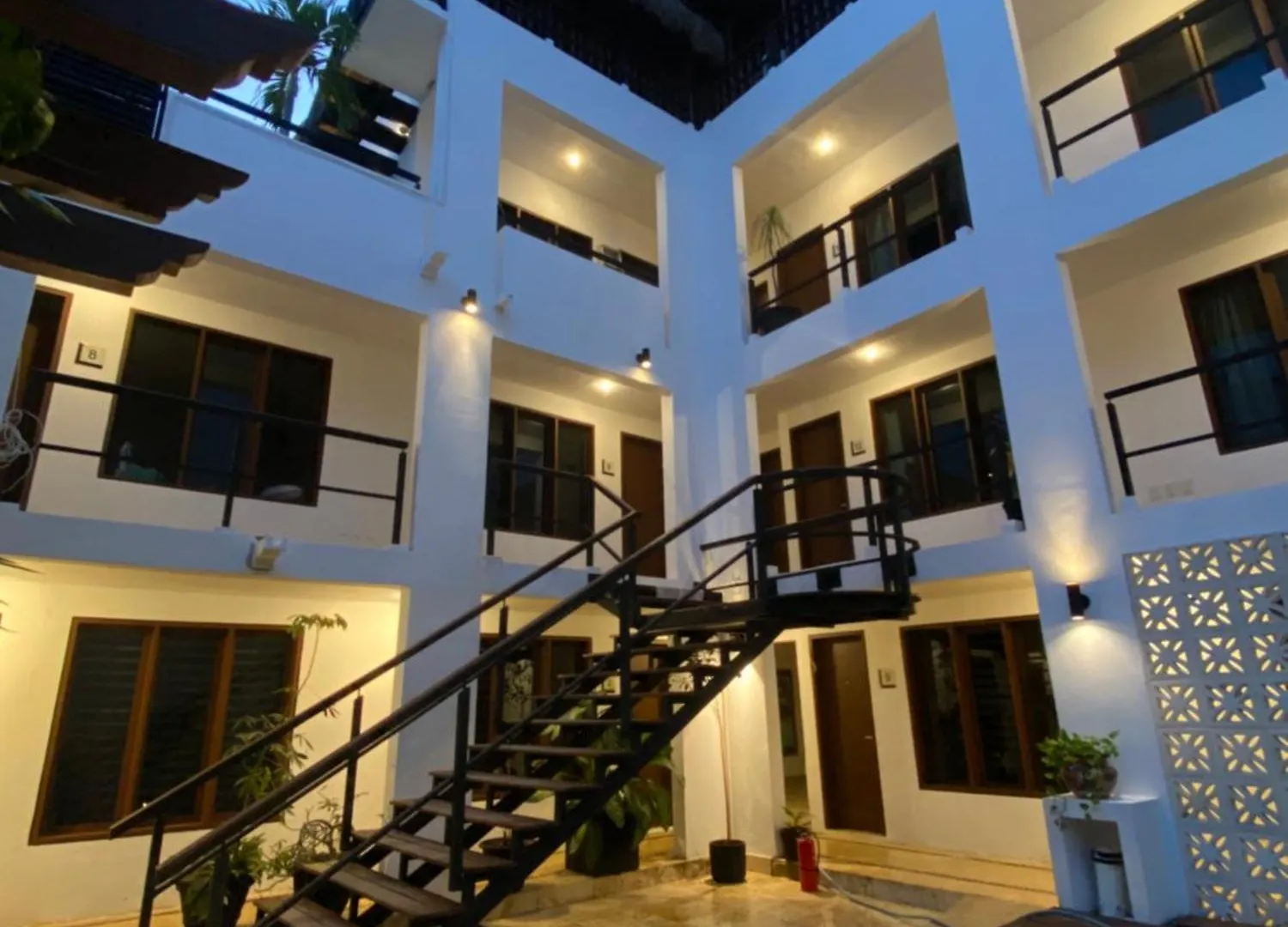 Hotel Aria Rooftop & Pool Now With Breakfast Playa del Carmen